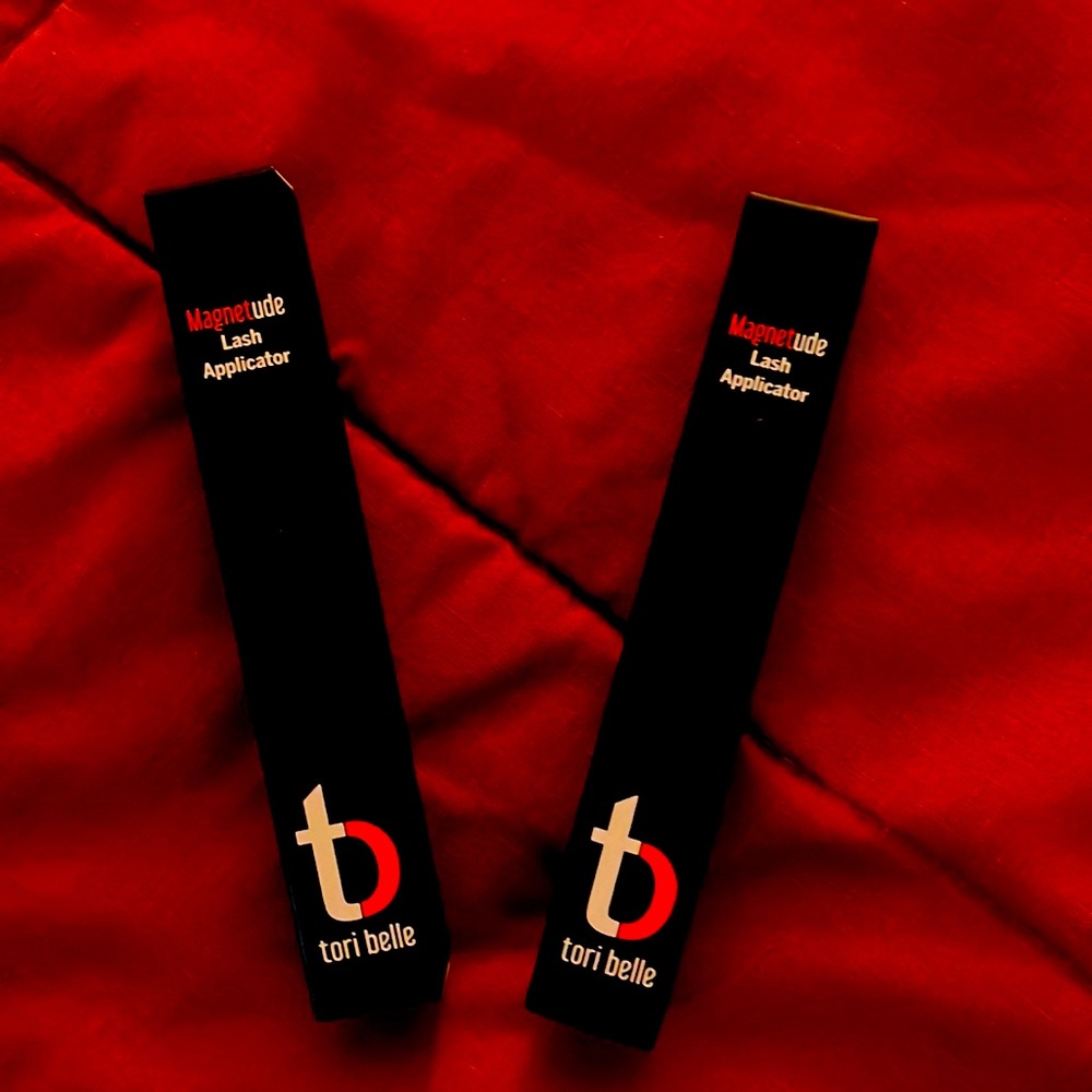 BNIB Tori Belle Magetude Lash Applicator